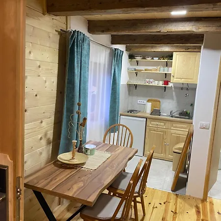 Brvnara Etno Lux